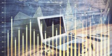 Navigate Economic Downturns: A 5-Step Guide to Timeless Reports - Cover Image